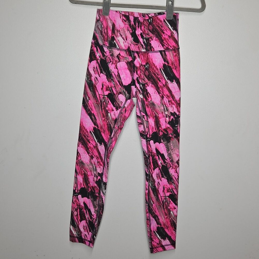 Lululemon Womens 4 High Rise Hot Pink Black Abstract Brushstroke Leggings